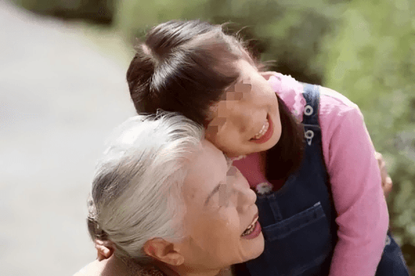 奶奶照顾孩子起诉要抚养费-国汉律师.png